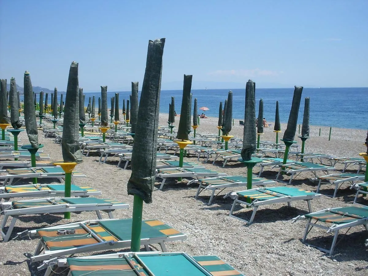 Casa Vacanze Trinacria Riposto Apartmán